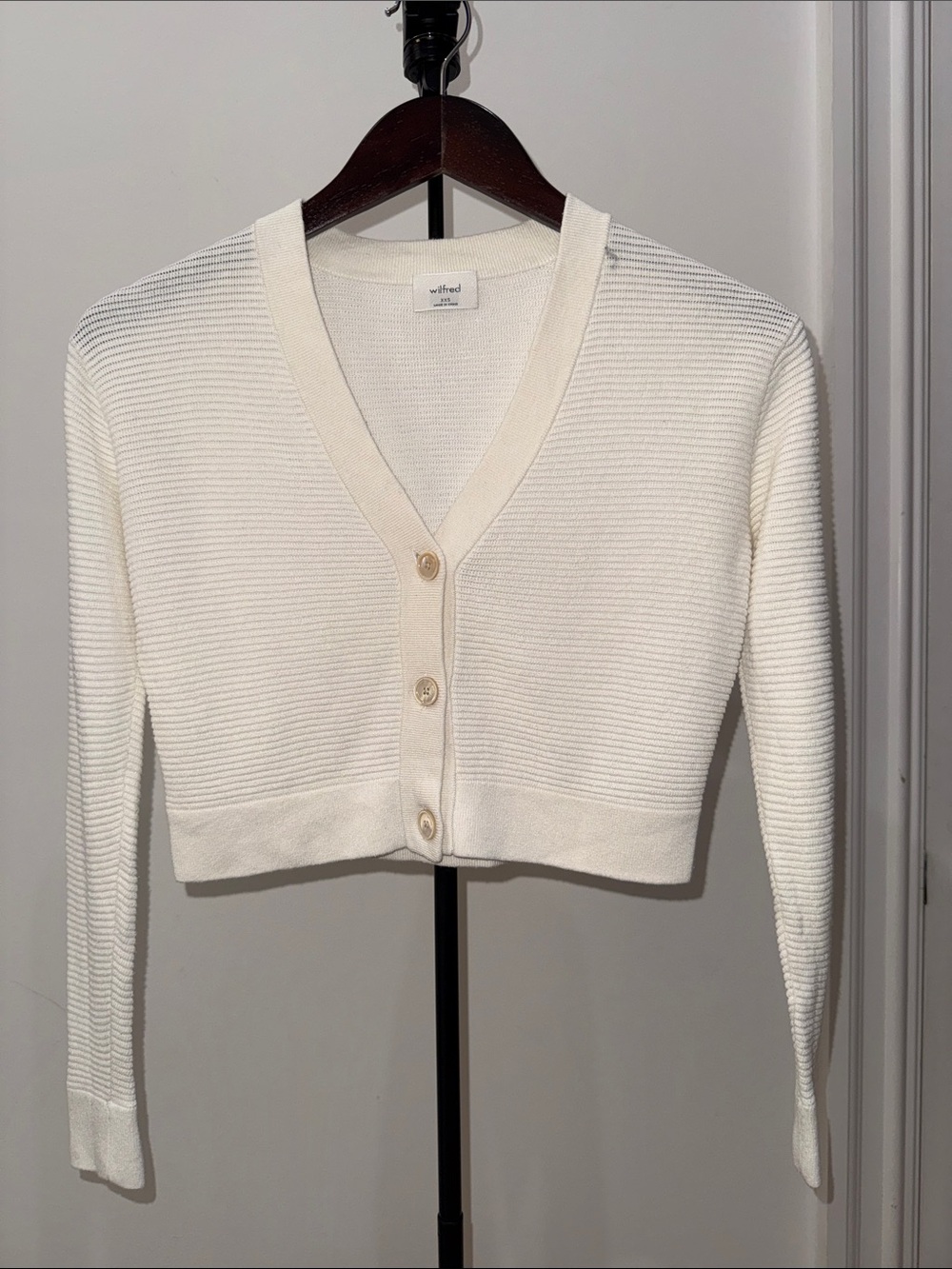 Aritzia Wilfred Cream Ribbed Cropped V-Neck Cardigan - Picture 3 of 6